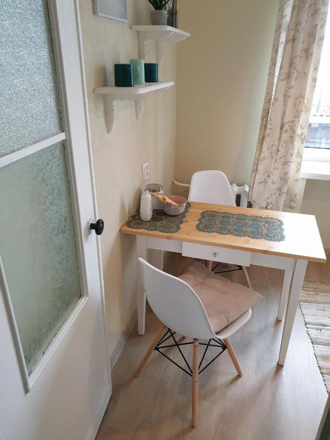 Sunny Apartment, 7 Min With Tram To The Old Town Tallinn Eksteriør bilde