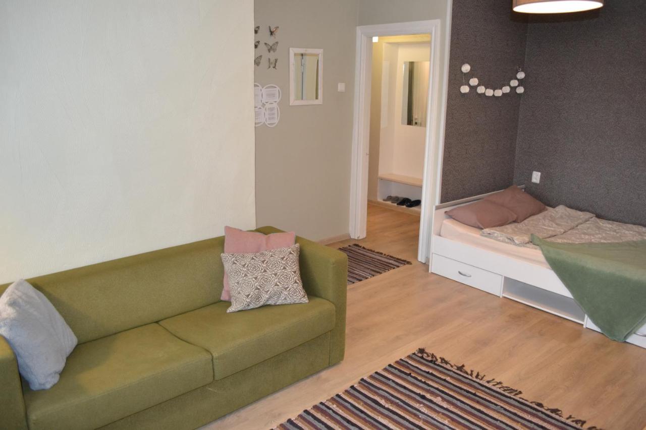 Sunny Apartment, 7 Min With Tram To The Old Town Tallinn Eksteriør bilde