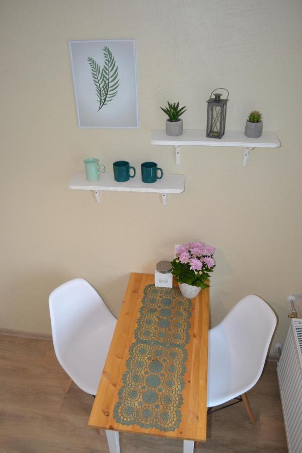 Sunny Apartment, 7 Min With Tram To The Old Town Tallinn Eksteriør bilde